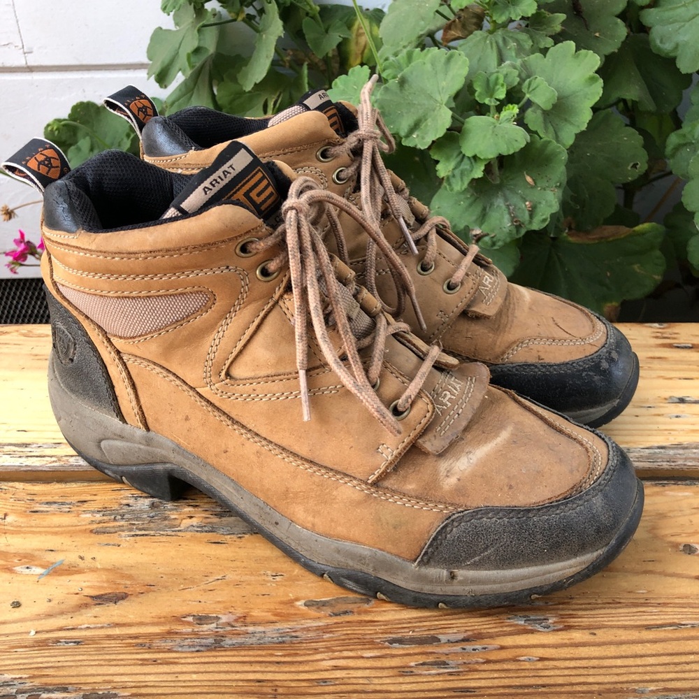 Ariat Womens Terrian Boots size 9B 10004132 Brown Leather Outdoors Closed Toe
